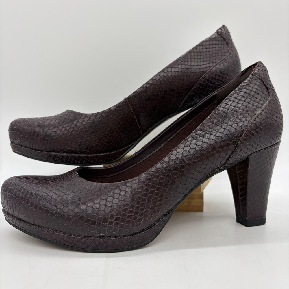 Clarks Artisan Womens 9.5 Heels Plum Leather Snakeskin Print 3" Heel Dressy Shoe